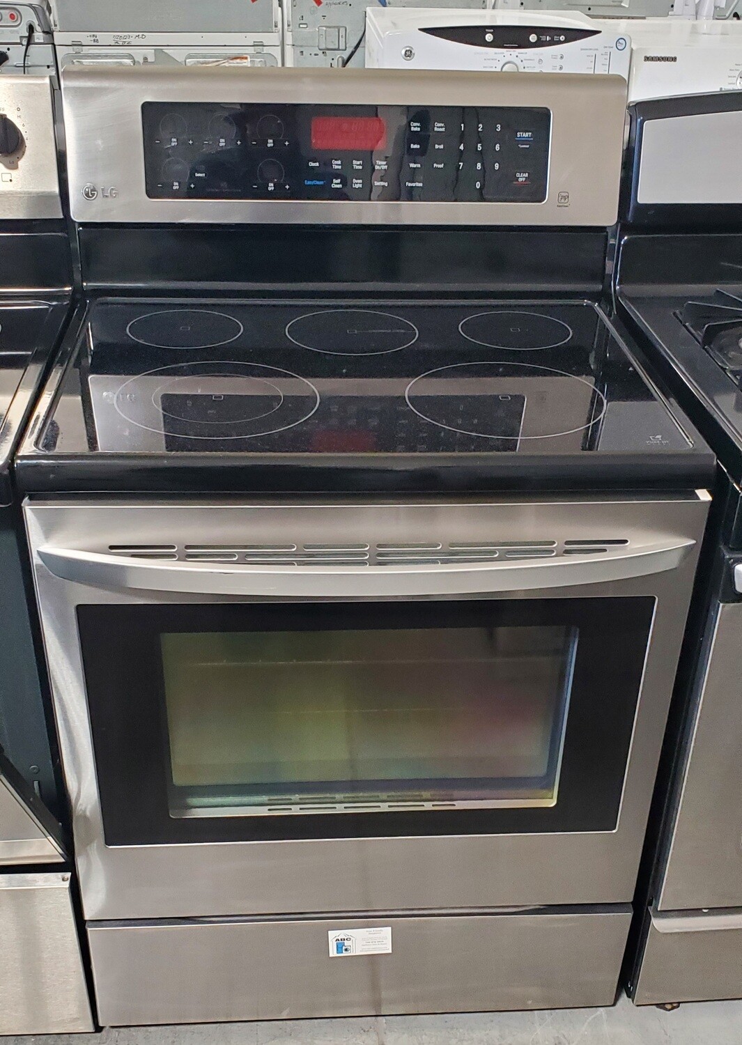 30in LG Convection Stove Oven Range Smooth Top Cooktop in Stainless Steel