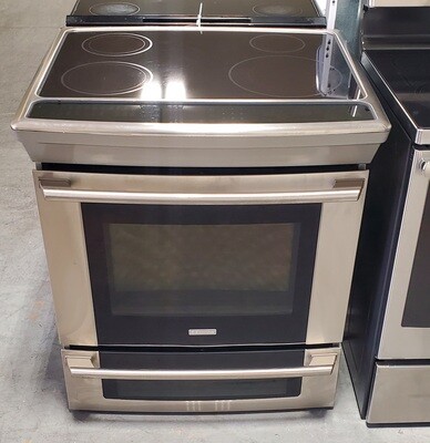 30in Electrolux Slide-in Induction Range Smoothtop 4 Element Stove