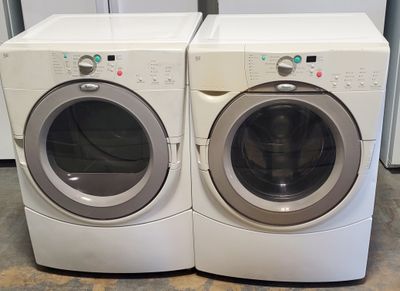 Matching Whirlpool Large Capacity GAS Washer&amp;Dryer