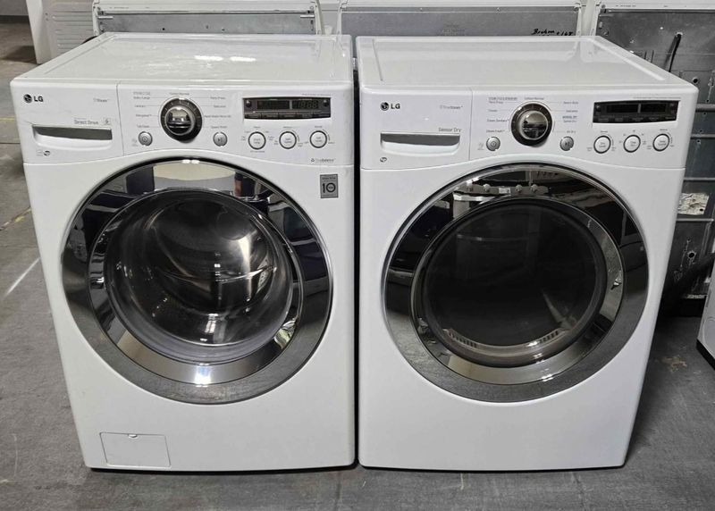 27in LG Steam Front Load Washer 4.0cu. &amp; Large Capacity Electric Dryer 7.3cu.