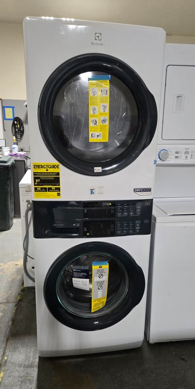 New 27&quot; Electrolux Laundry Tower Single Unit Washer 4.4cu.ft. &amp; 8.0cu.ft. Gas Dryer