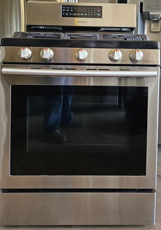 30in Samsung Convection Gas Range Stove Oven