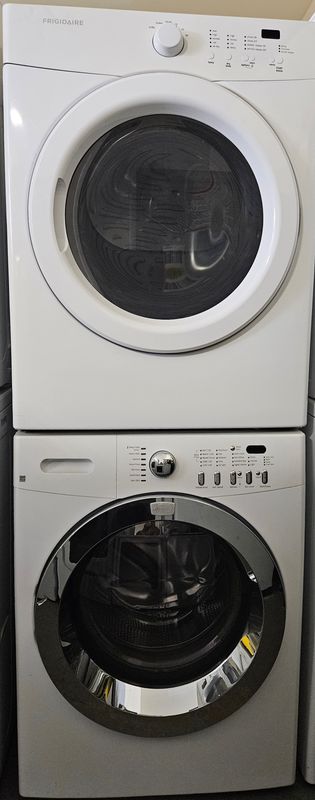 Frigidaire Front Load Washer (3.5 cu.ft.) &amp; Large Capacity Electric Dryer (7.0 cu.ft.)