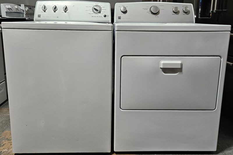Kenmore Top Load Washer (3.8 cu.ft.) &amp; Large Capacity Electric Dryer (7.0cu.ft.)