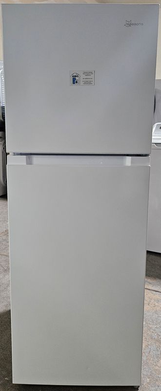 10 cu.ft. Seasons White Top Freezer/Refrigerator