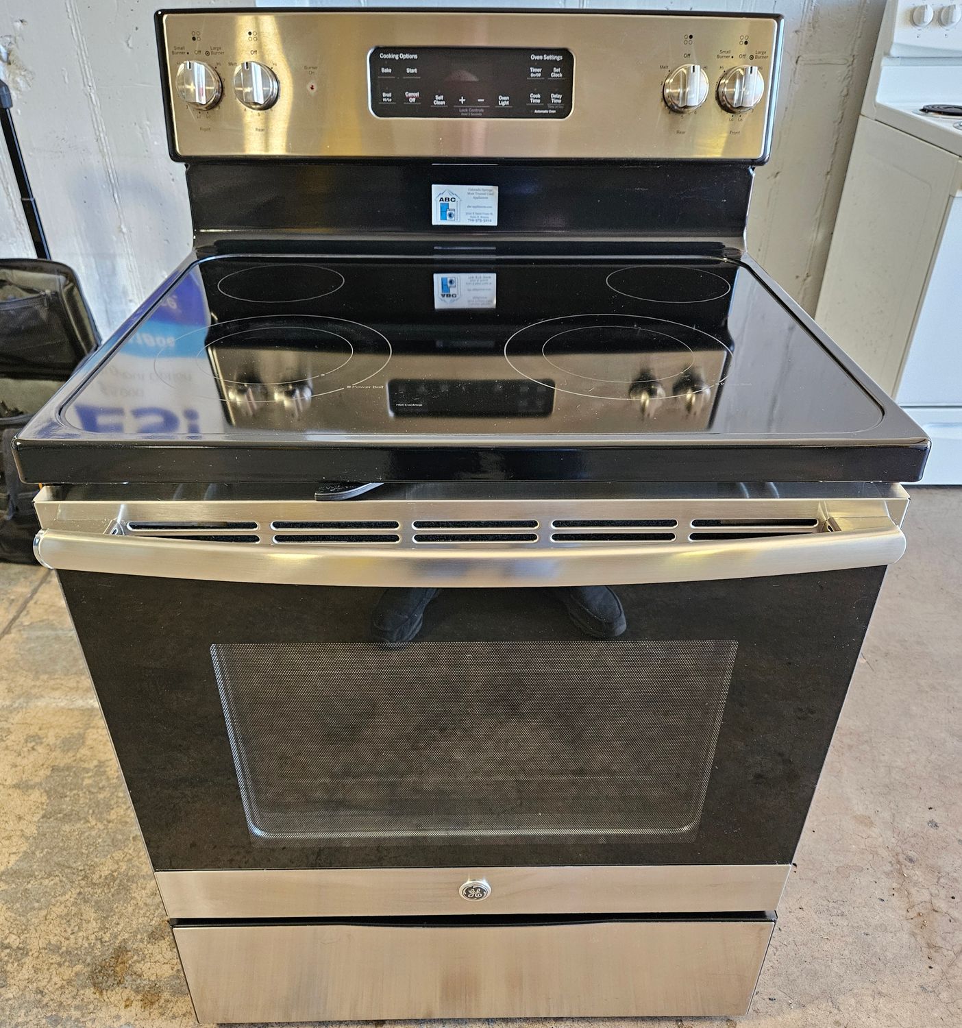 30in GE Electric Range Stove Oven