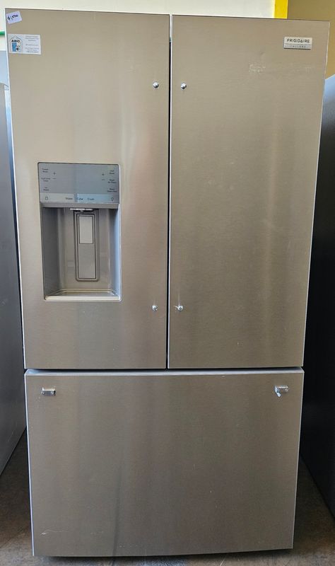 NEW! Frigidaire - Gallery 27.8 Cu. Ft. French Door Refrigerator with Adjustable Temp Drawer - Stainless steel