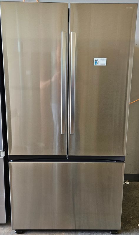 NEW! 31.5 cu.ft. Samsung French Door Stainless Steel Refrigerator