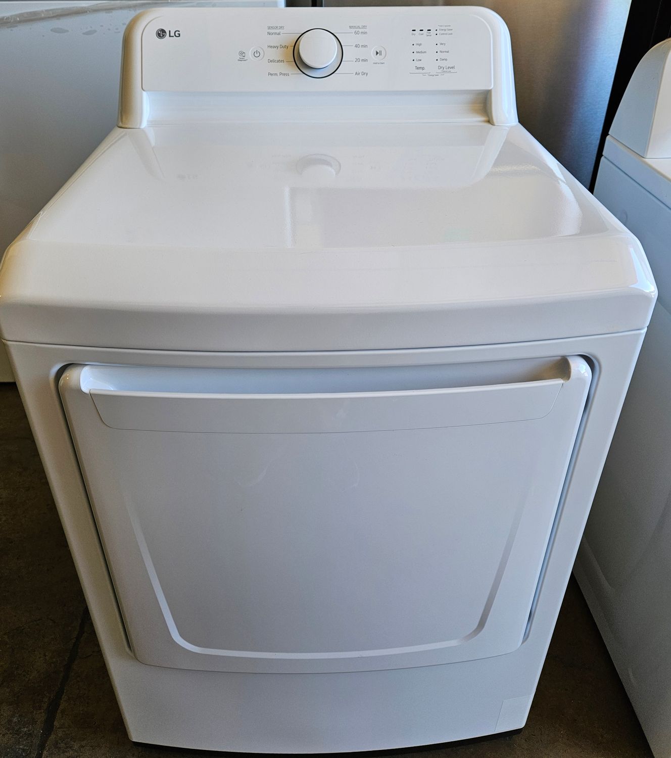 NEW! LG - 7.3 Cu. Ft. Electric Dryer with Sensor Dry - White