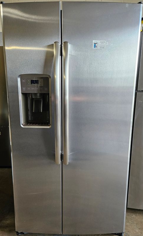 25 cu.ft. GE Side-by-Side Stainless Steel Refrigerator