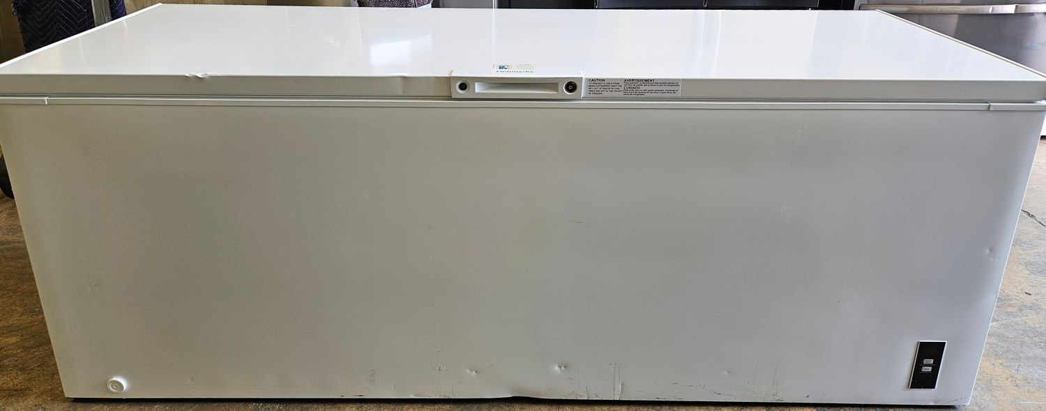 NEW! 25cu.ft. Frigidaire Garage Ready Chest Freezer