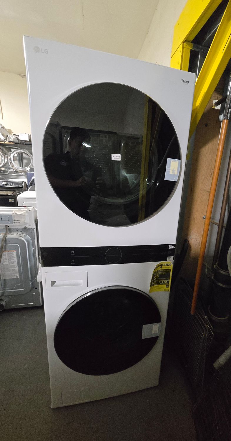 New! LG - 4.5 Cu. Ft. HE Smart Front Load Washer and 7.4 Cu. Ft. Electric Dryer WashTower with Steam and Built-In Intelligence - White