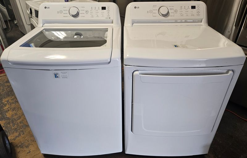 NEW! LG Top Load Washer (4.3cu.ft.) &amp; Large Capacity Electric Dryer (7.3cu.ft.)