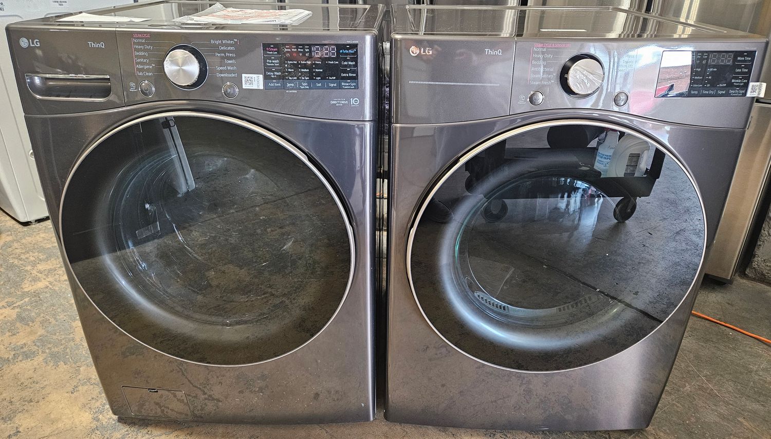 NEW! LG Front Load Washer (4.5cu.ft.) &amp; Large Capacity Electric Dryer (7.4cu.ft.)