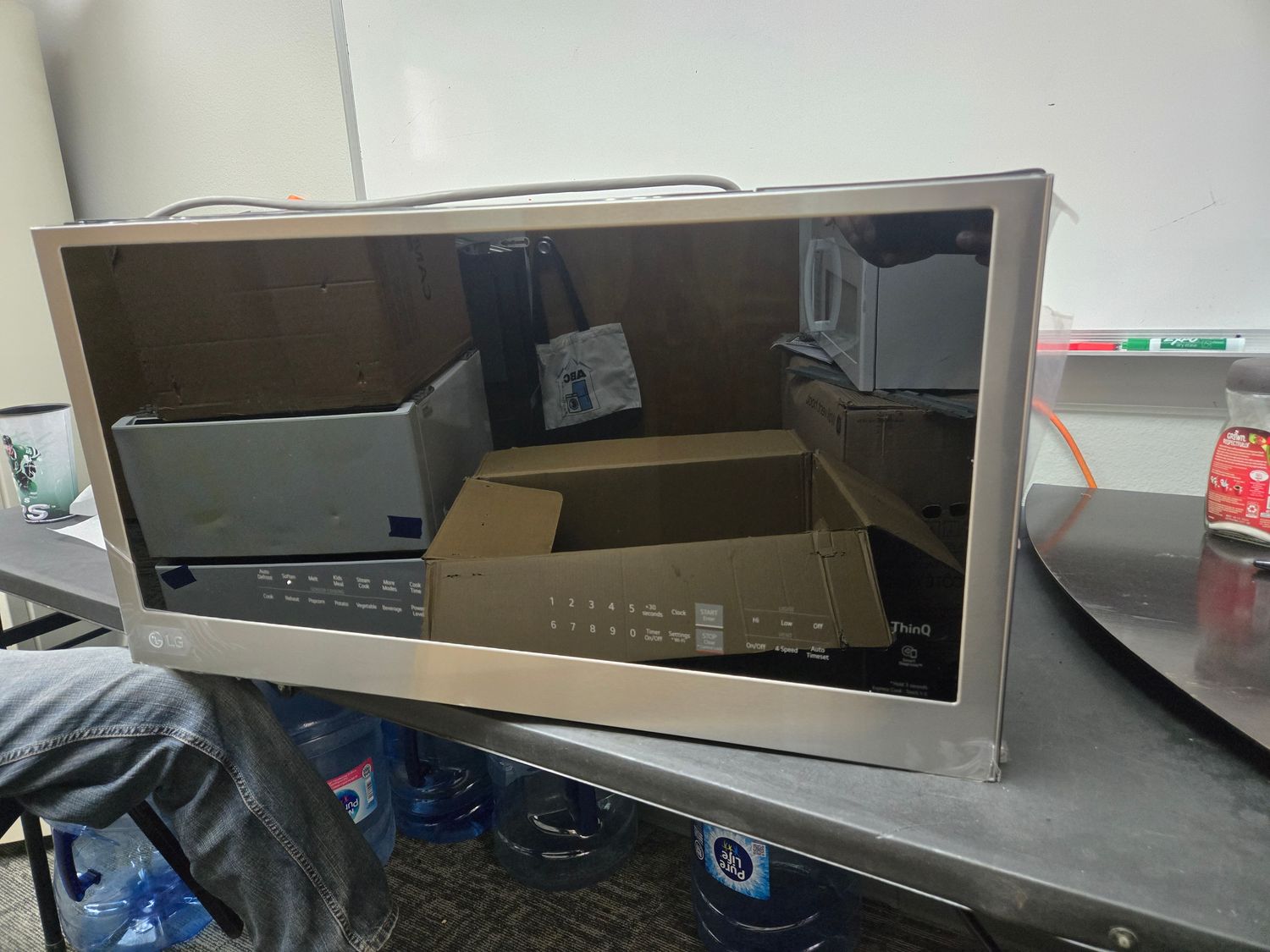 LG 2.0-cu ft Over-the-Range Microwave with Sensor Cooking