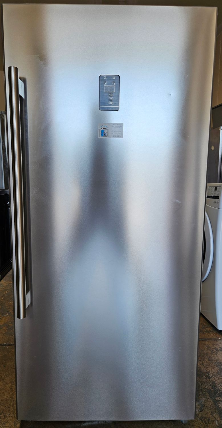 NEW! 13.8 cu.ft. Forno Fridge/Freezer Column