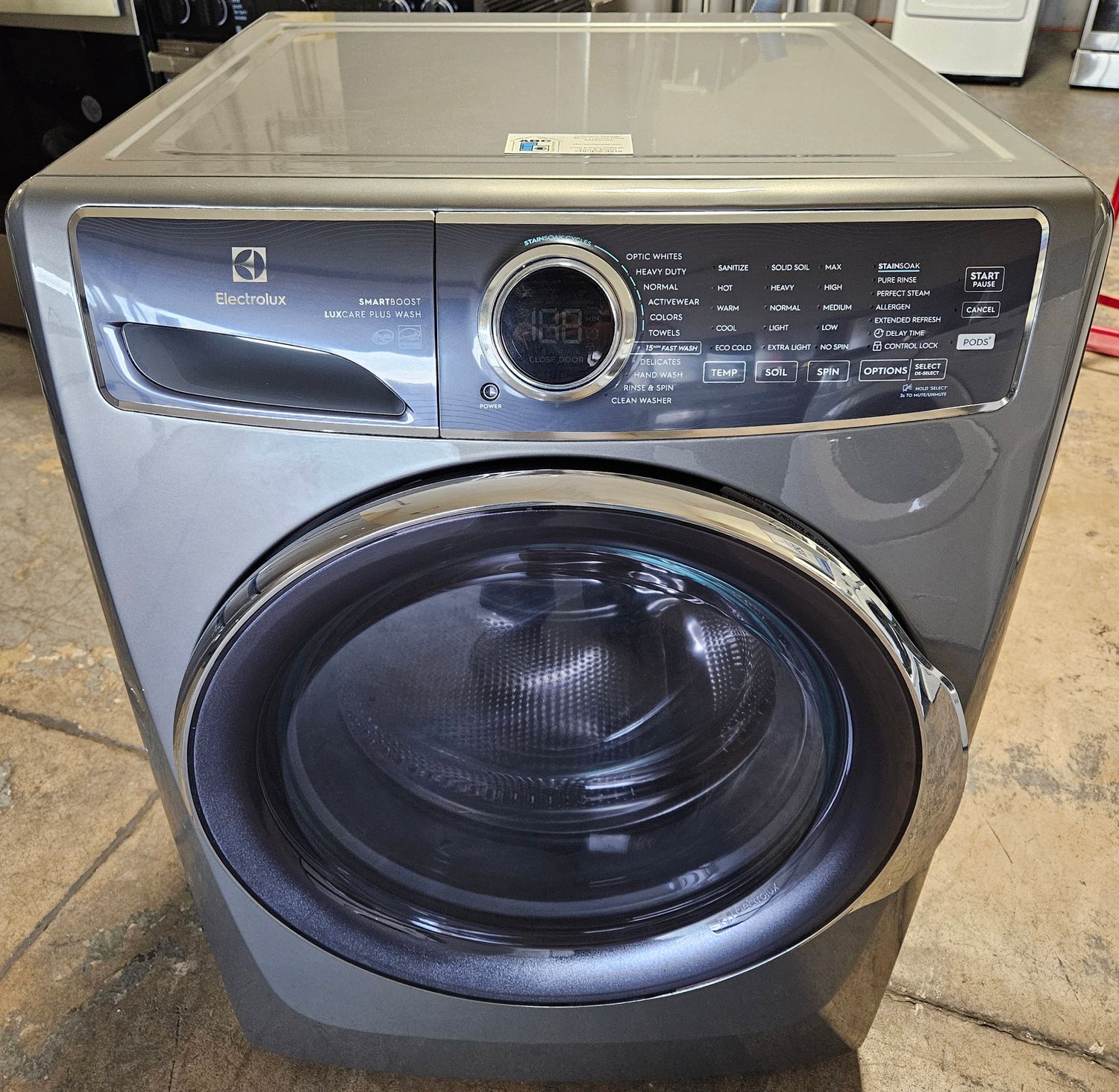 NEW! Electrolux Front Load Washer (4.5cu.ft.)