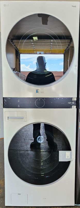 New! LG - 4.5 Cu. Ft. HE Smart Front Load Washer and 7.4 Cu. Ft. Electric Dryer WashTower with Steam and Built-In Intelligence - White