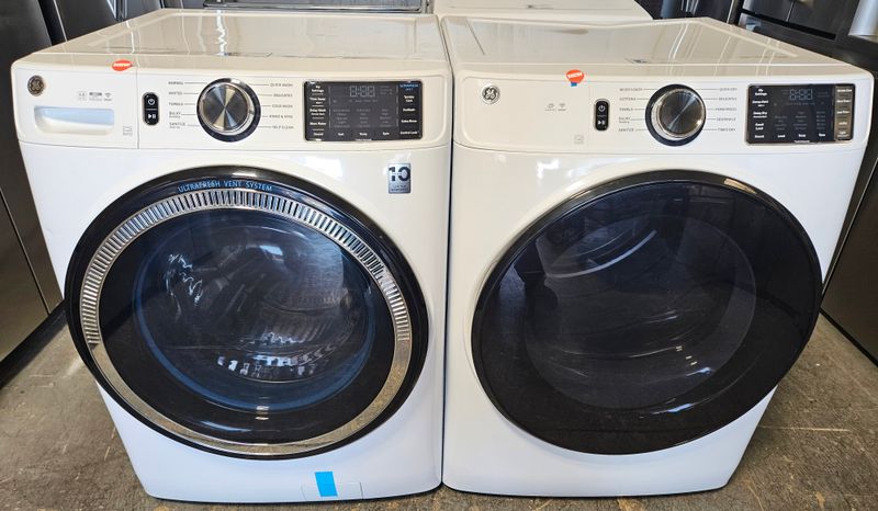 NEW! GE Front Load Washer (4.8cu.ft.) &amp; Large Capacity Electric Dryer (7.8cu.ft.)