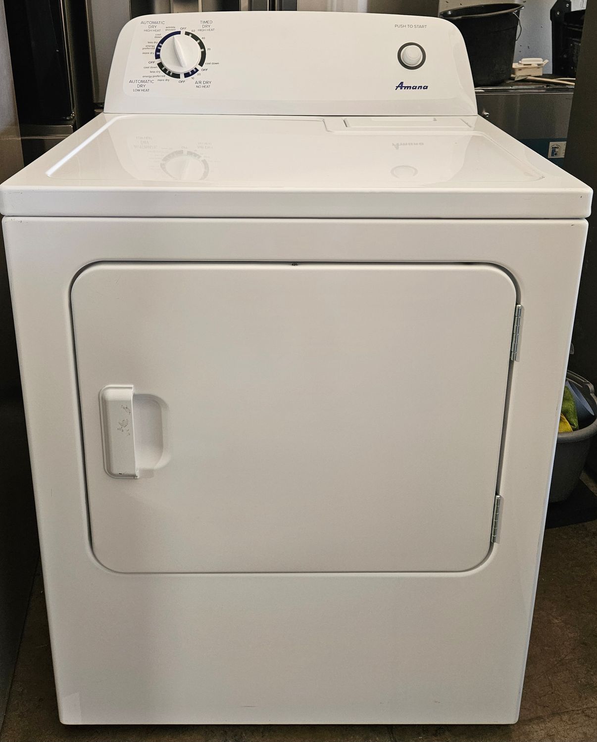 NEW! Amana 6.5 cu.ft. vented Front Load Electric Dryer in White