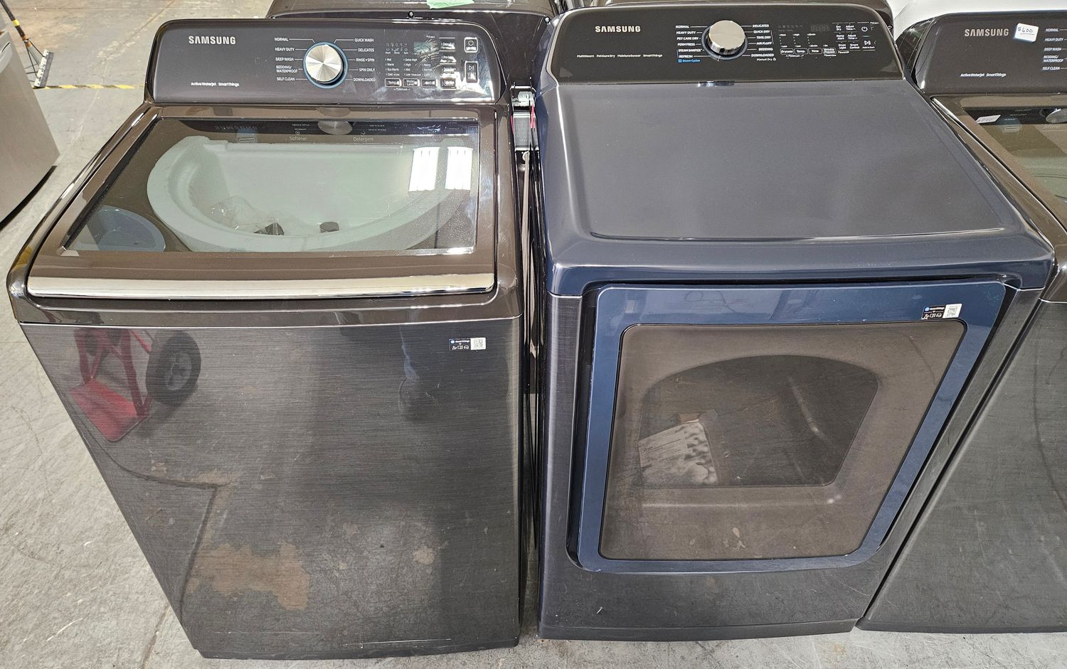 NEW! Samsung Top Load Washer (4.6cu.ft.) &amp; Large Capacity Electric Dryer (7.4cu.ft.) (mismatch)
