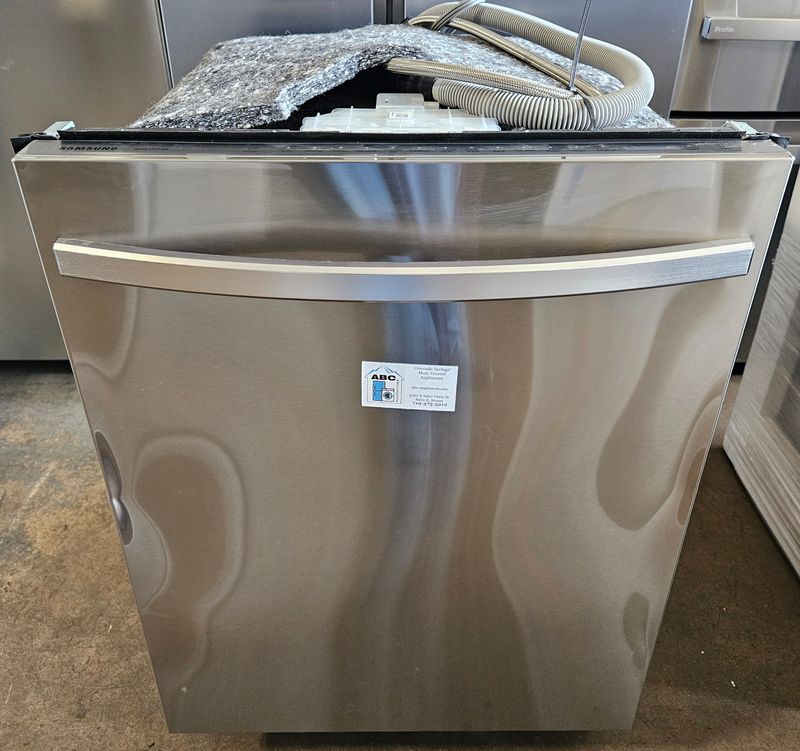 NEW! Samsung AutoRelease Smart 46dBA Dishwasher with StormWash™ in Fingerprint Resistant Stainless Steel