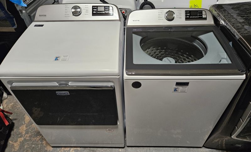 USED Maytag Top Load Washer (4.7cu.ft.) &amp; Large Capacity Electric Dryer (7.4cu.ft.)