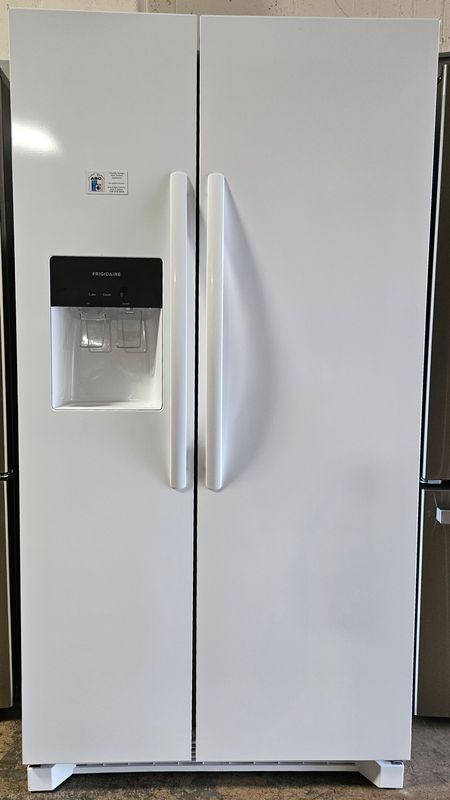 NEW! 26 cu.ft. Frigidaire Side-by-Side White Refrigerator