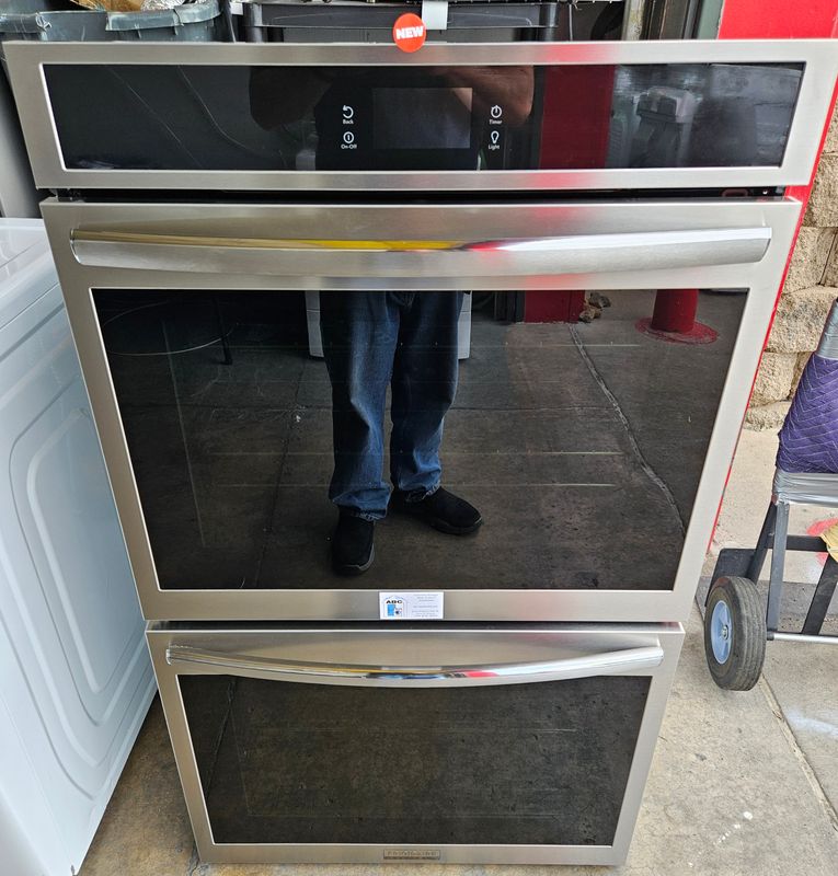 NEW! 30in Frigidaire Gallery 30&quot; Double Electric Wall Oven w/ Air Fry
