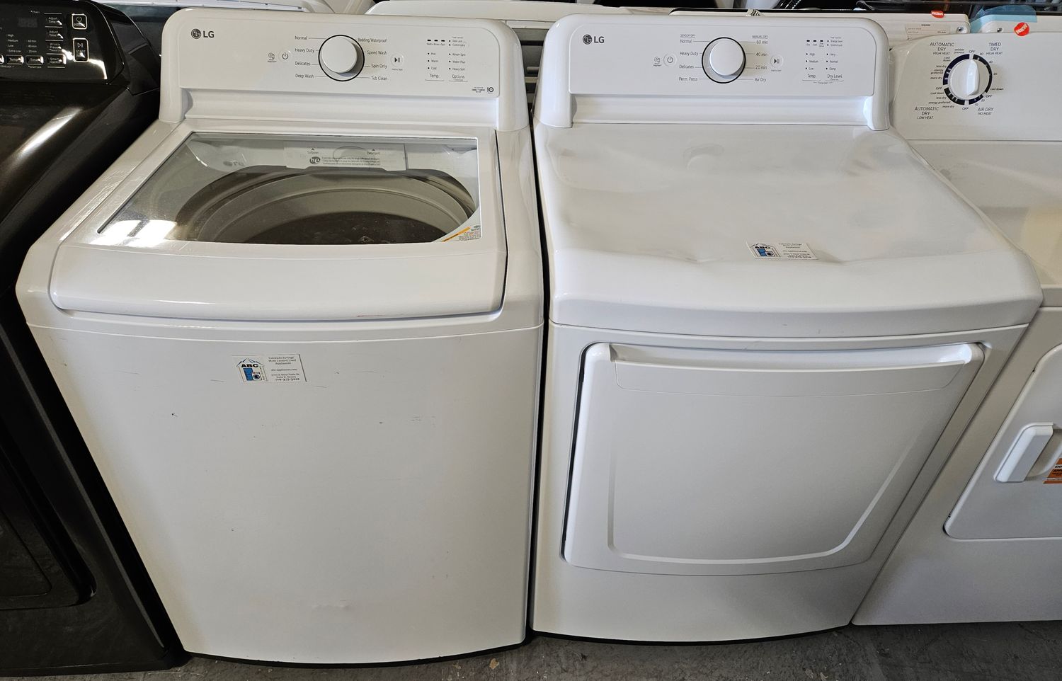 NEW! LG Top Load Washer (4.3cu.ft.) &amp; Large Capacity Electric Dryer (7.3cu.ft.)