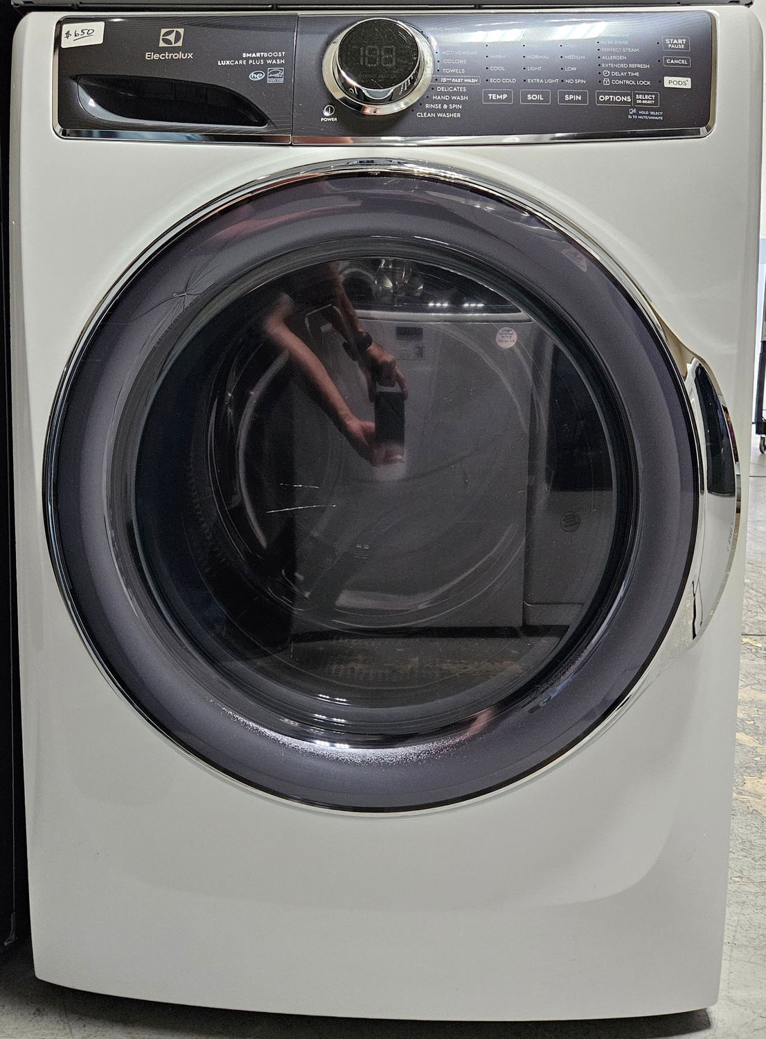 NEW! Electrolux Front Load Washer (4.5cu.ft.)