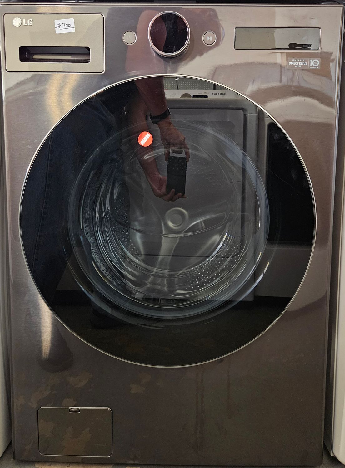 NEW! LG Front Load Washer (5.0cu.ft.)
