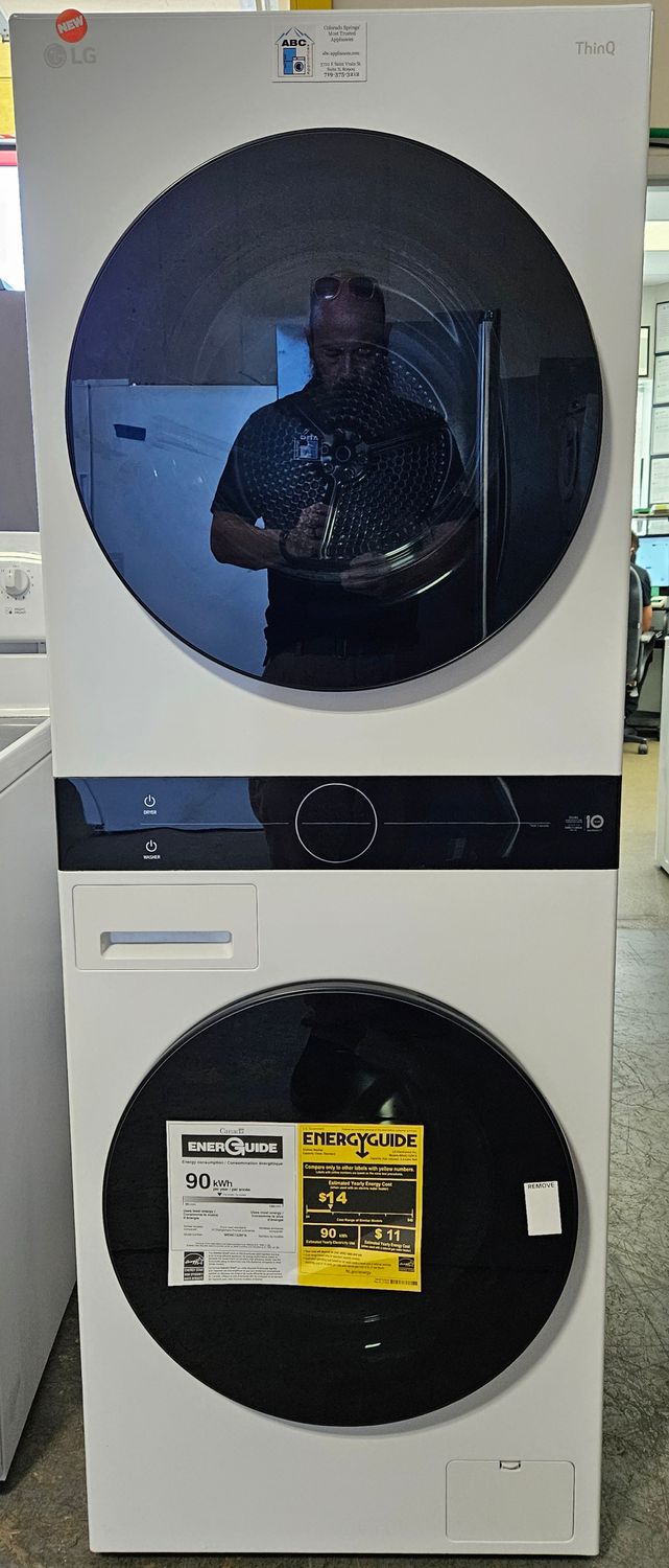 NEW! 24&quot; Single Unit Front Load LG WashTower™ with Center Control™ 2.4 cu.ft. Washer and 4.2 cu.ft. Dryer