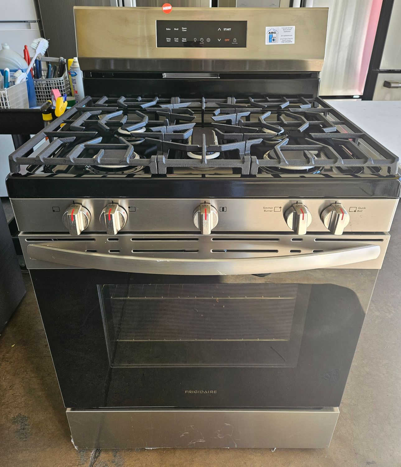NEW! 30in Frigidaire 5-Burner Freestanding Gas Range in Stainless Steel