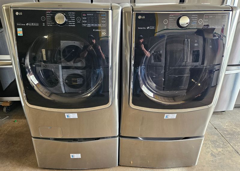USED LG Front Load Washer (5.2cu.ft.) &amp; Large Capacity Electric Dryer (9.0cu.ft.) w/ SideKick Pedestal Washer (1.0cu.ft.)