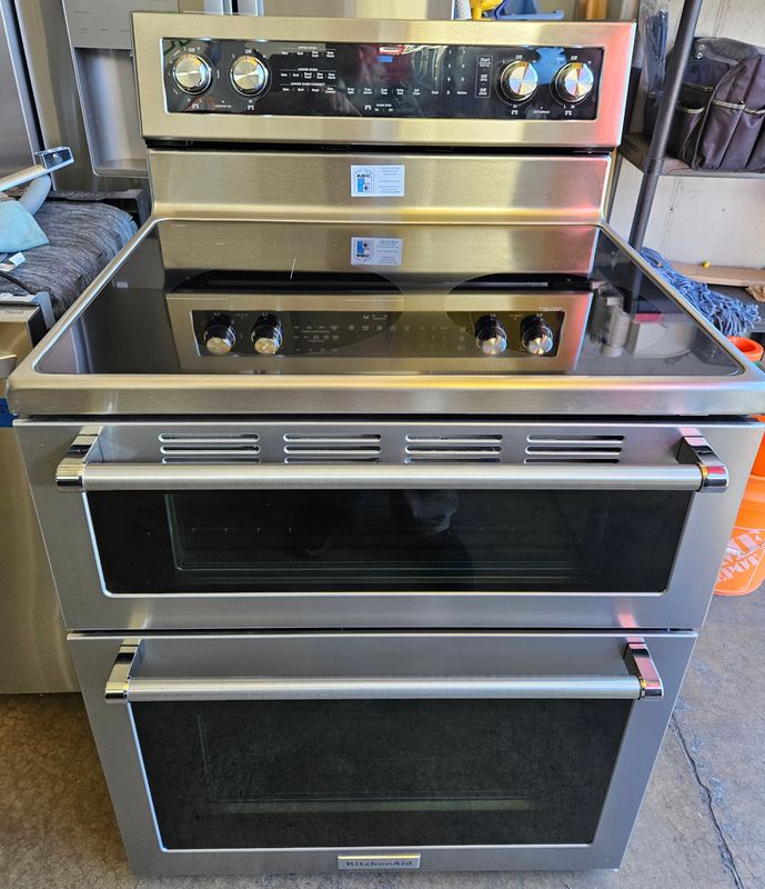 NEW! 30in KitchenAid 5-Burner Electric Double Oven Convection Range in Stainless Steel NEW! 30in KitchenAid 5-Burner Electric Double Oven Convection Range in Stainless Steel