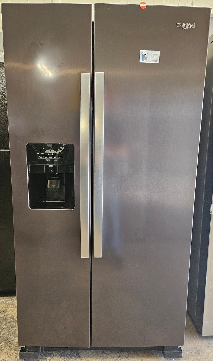 NEW! 25cu.ft. Whirlpool Side-by-Side Refrigerator in Black Stainless Steel