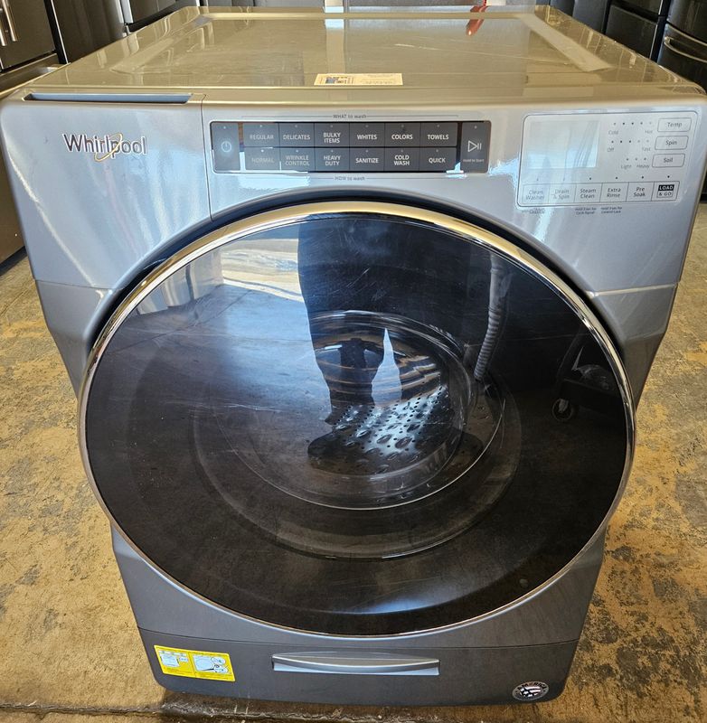USED Whirlpool Front Load Washer (4.5cu.ft.)