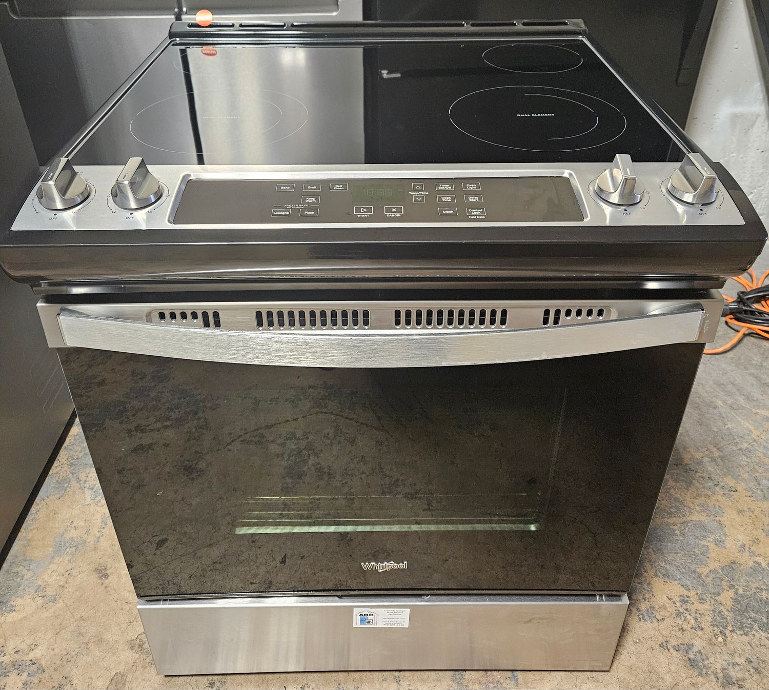 NEW! 30in Whirlpool 4.8cu.ft. 4-Burner Glass-top Electric Slide-in Range NEW! 30in Whirlpool 4.8cu.ft. 4-Burner Glass-top Electric Slide-in Range