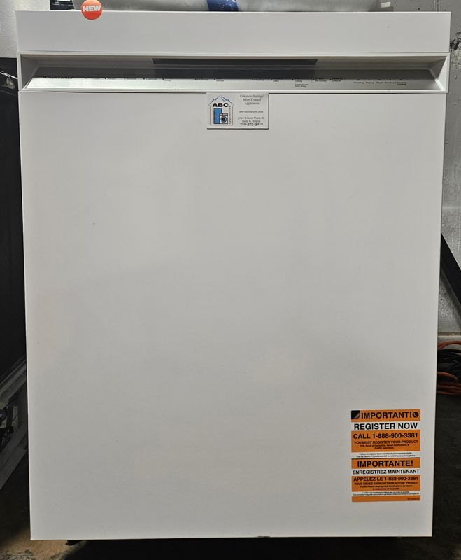 NEW! 24&quot; KitchenAid White Built-In Electric Dishwasher w/ Third Level Utensil Rack
