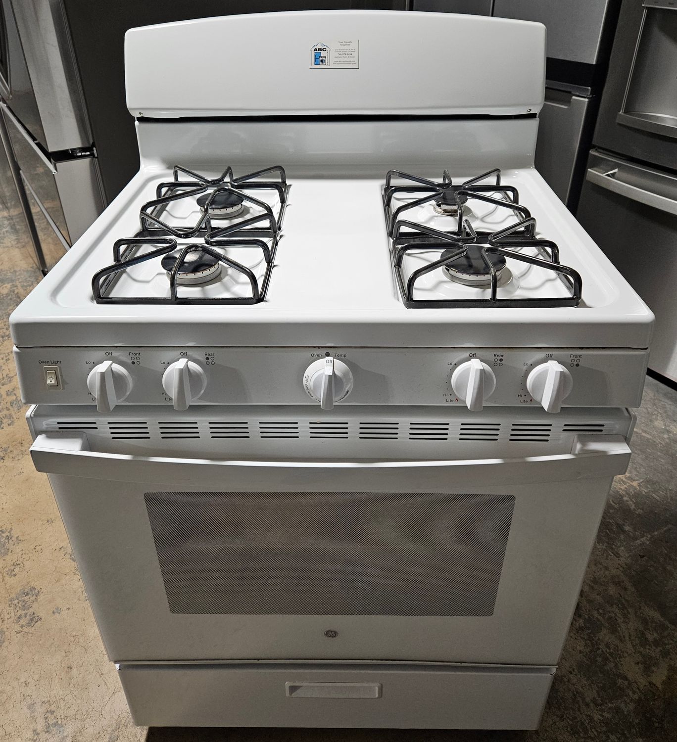 USED 30in GE White Single Oven 4-Burner Gas Range