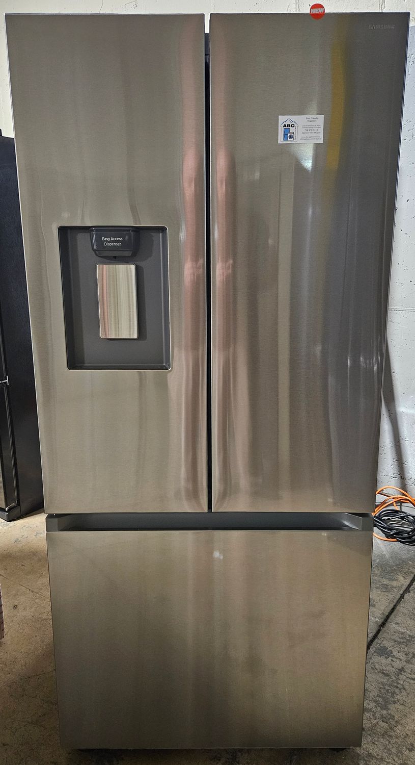 NEW! 22cu.ft. Samsuing 3-door French Door Refrigerator (30" Wide) NEW! 22cu.ft. Samsuing 3-door French Door Refrigerator (30" Wide)