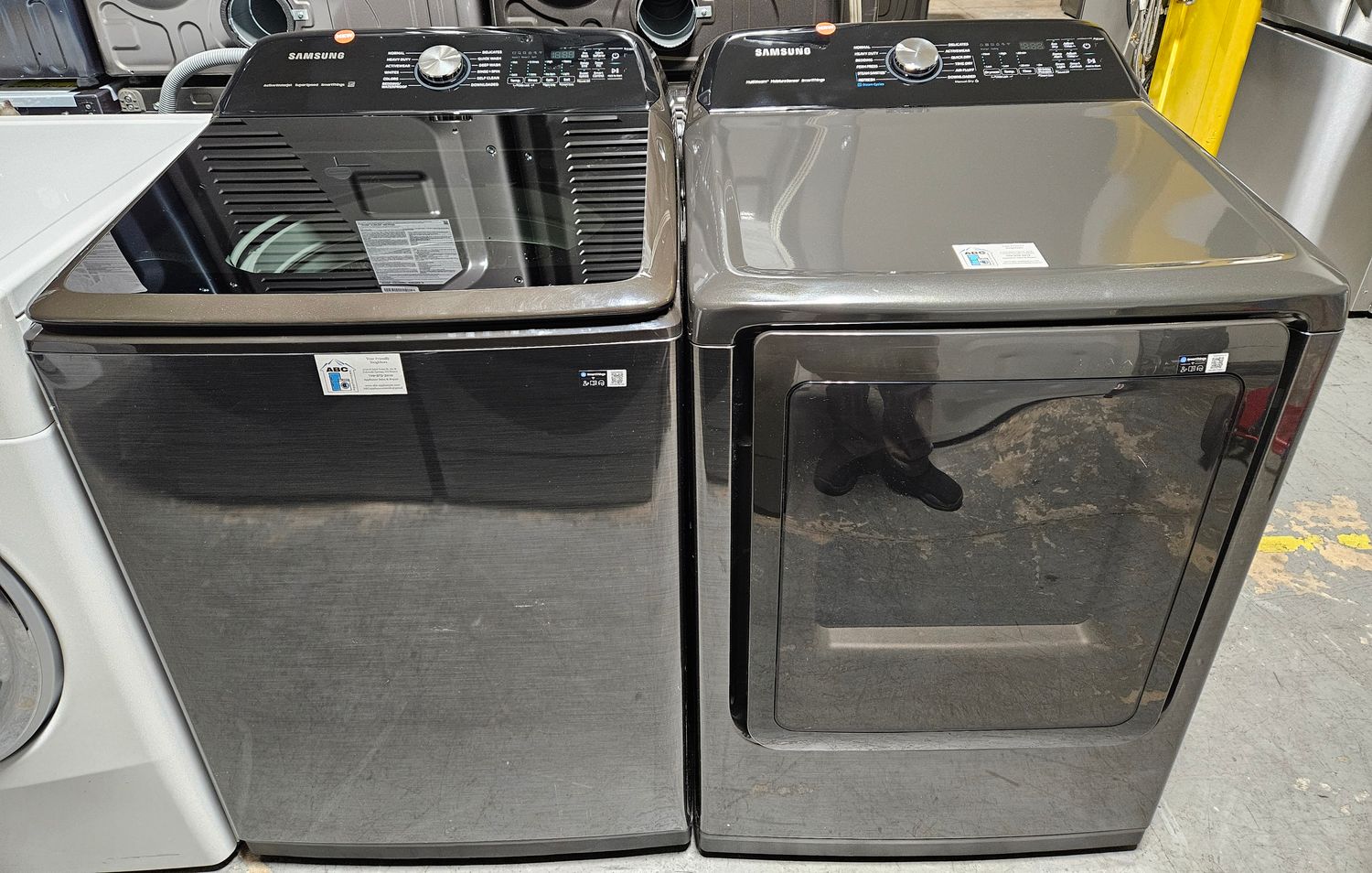 NEW! Samsung Top Load Washer (5.2cu.ft.) & Large Capacity Electric Dryer (7.4cu.ft.) NEW! Samsung Top Load Washer (5.2cu.ft.) & Large Capacity Electric Dryer (7.4cu.ft.)