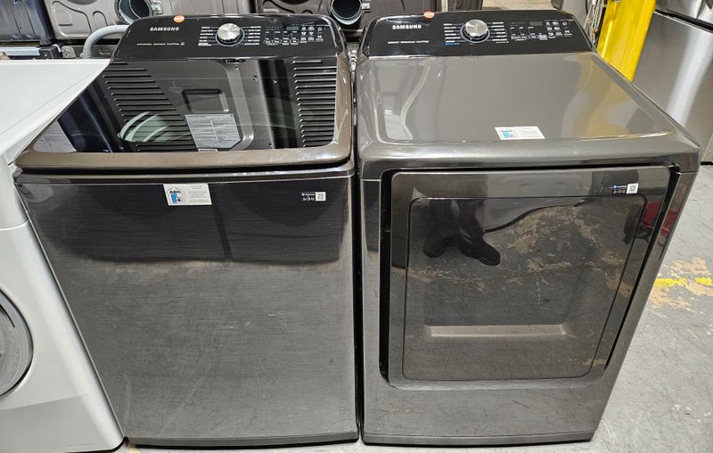 NEW! Samsung Top Load Washer (5.2cu.ft.) & Large Capacity Electric Dryer (7.4cu.ft.) NEW! Samsung Top Load Washer (5.2cu.ft.) & Large Capacity Electric Dryer (7.4cu.ft.)