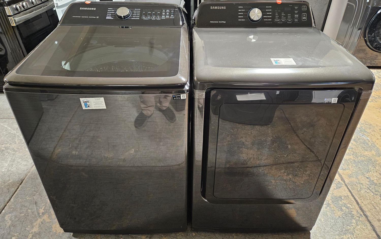 NEW! Samsung Top Load Washer (5.2ft.) & Large Capacity Electric Dryer (7.4cu.ft.) NEW! Samsung Top Load Washer (5.2ft.) & Large Capacity Electric Dryer (7.4cu.ft.)