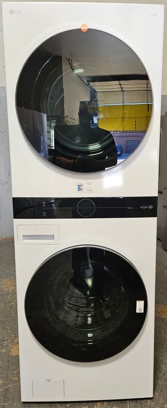 NEW! Single Unit Front Load LG WashTowerâ„¢ with Center Controlâ„¢ 4.5 cu.ft. Washer and 7.4 cu.ft NEW! Single Unit Front Load LG WashTowerâ„¢ with Center Controlâ„¢ 4.5 cu.ft. Washer and 7.4 cu.ft