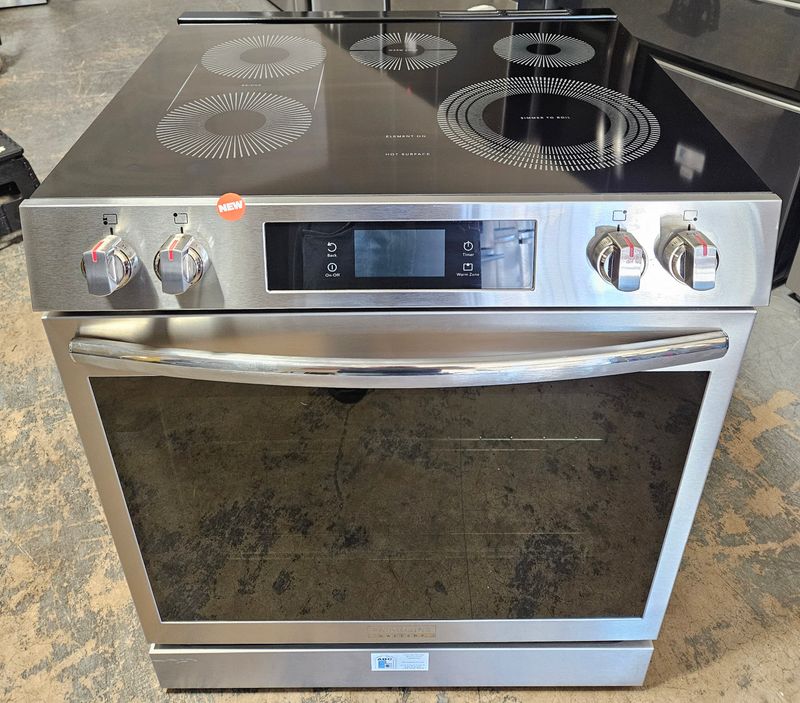 NEW! 30in Frigidaire Glass-top 5-burner Slide-in Electric Range