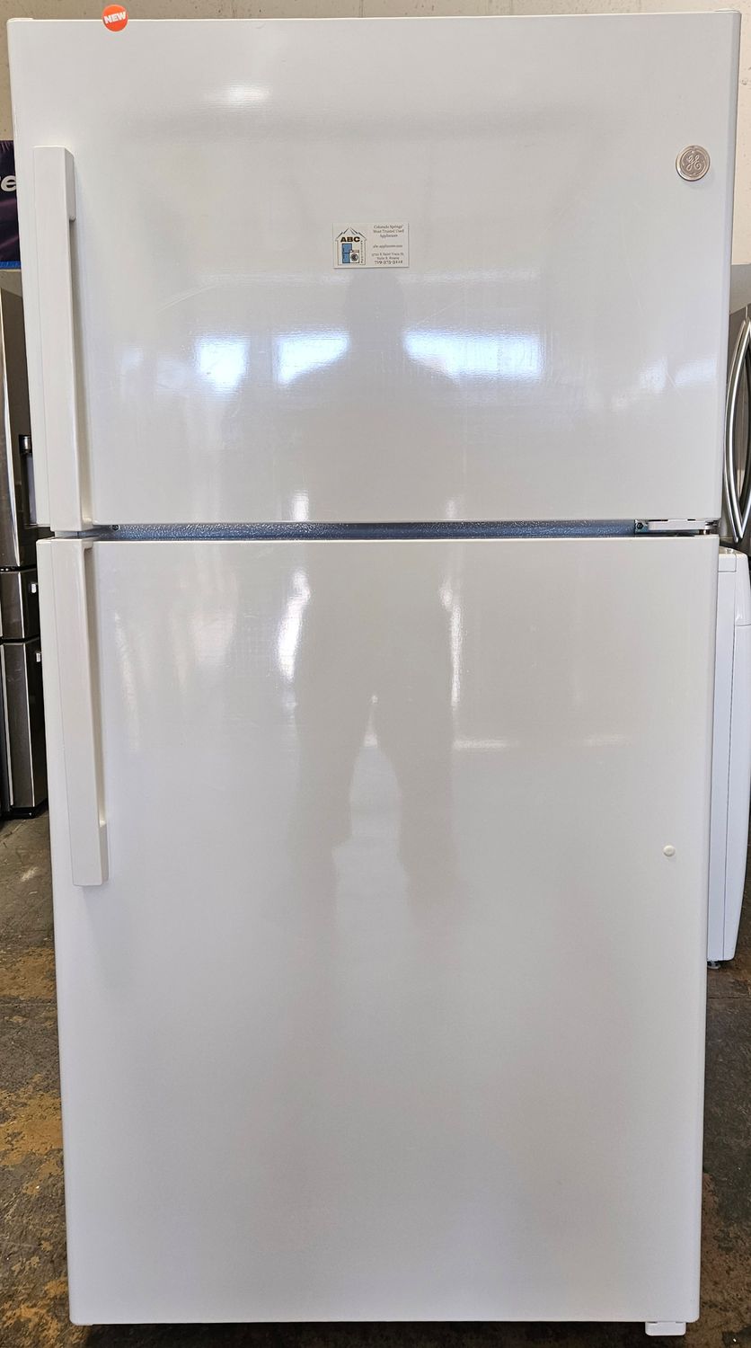 NEW! 21.9 cu.ft. GE White Garage-Ready Top Freezer Refrigerator