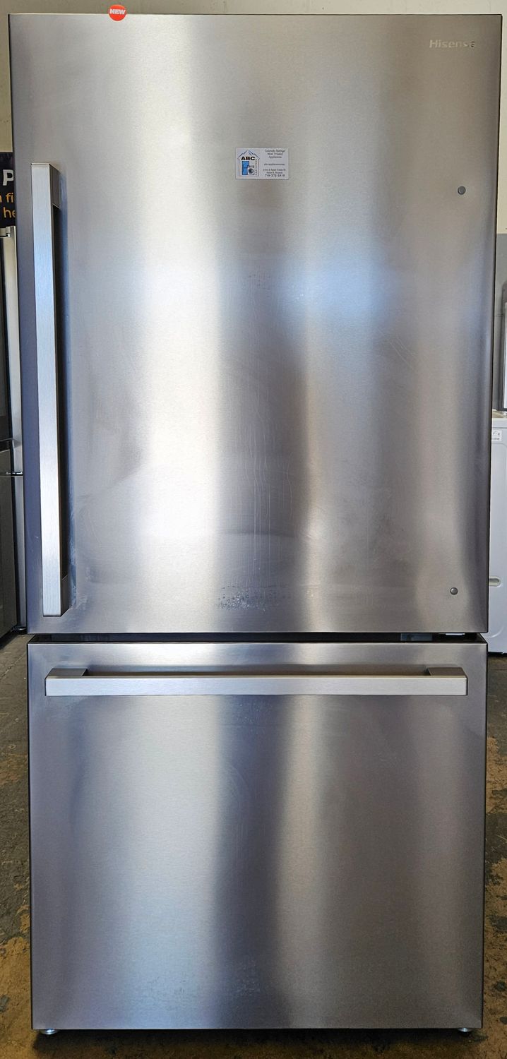 NEW! 17.2cu.ft. Hisense Stainless Steel Bottom Freezer Refrigerator NEW! 17.2cu.ft. Hisense Stainless Steel Bottom Freezer Refrigerator