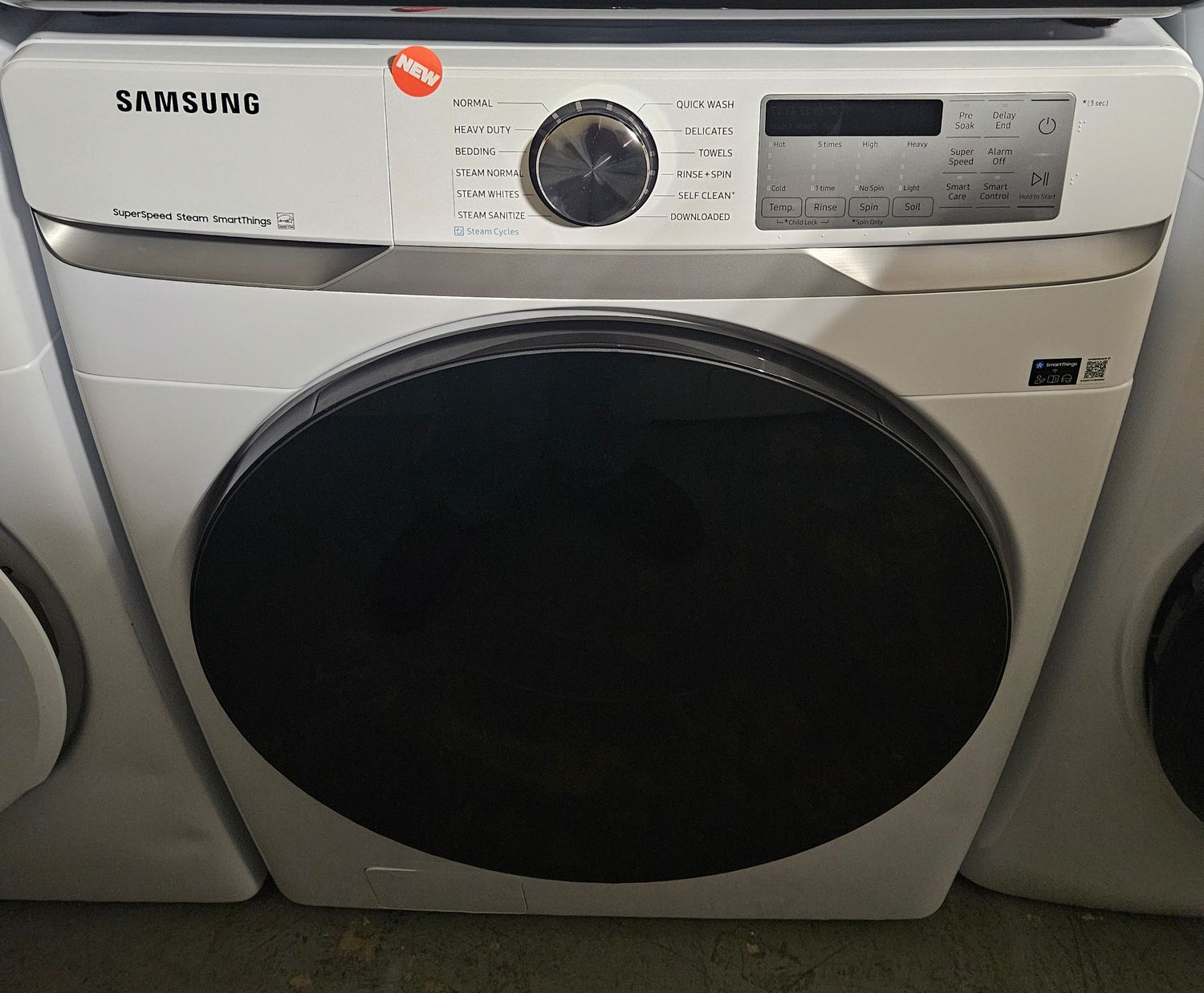 NEW! Samsung Front Load Washer (4.5cu.ft.) &amp; Large Capacity Electric Dryer (7.5cu.ft.)